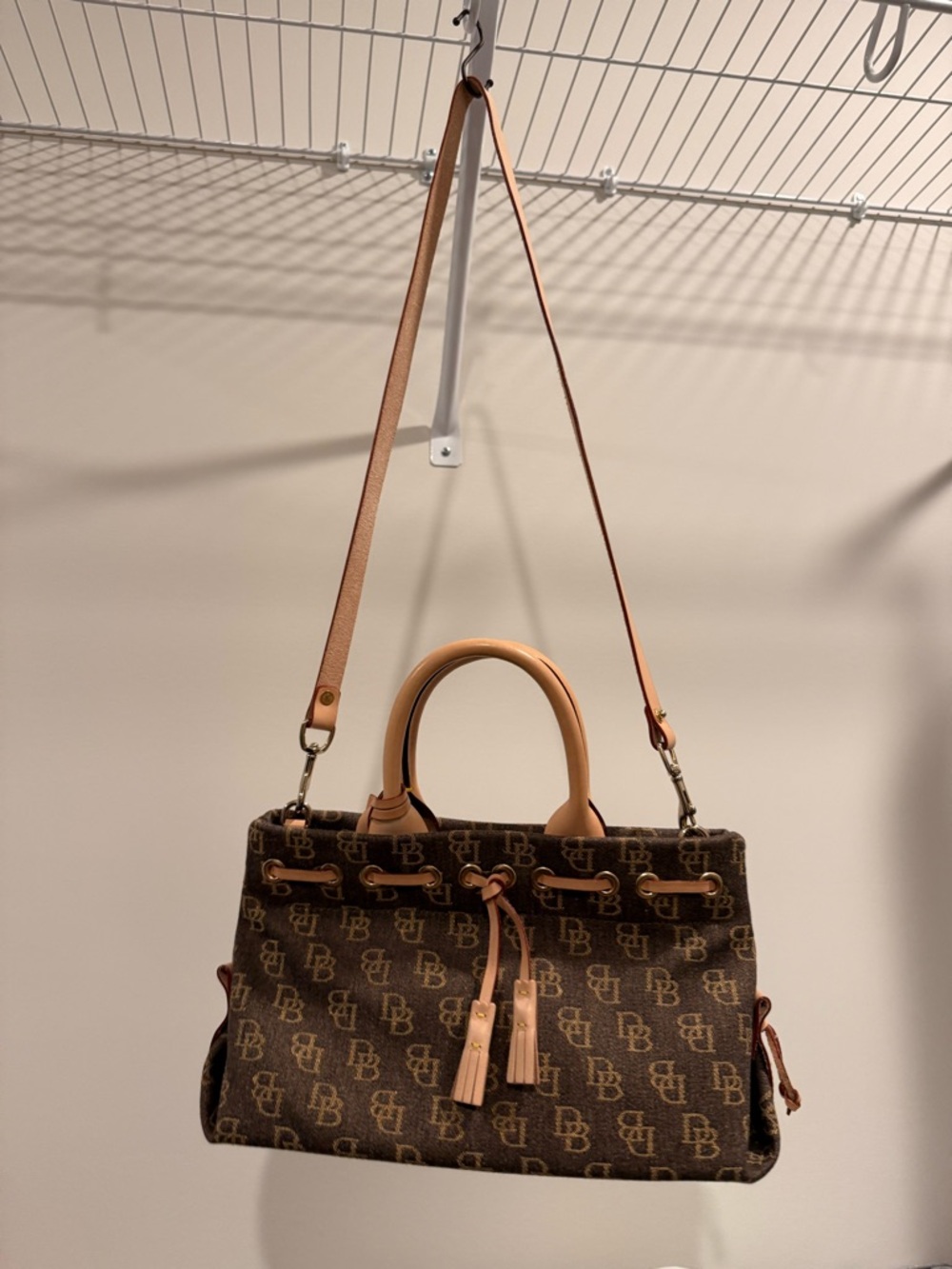 Dooney & Bourke bag